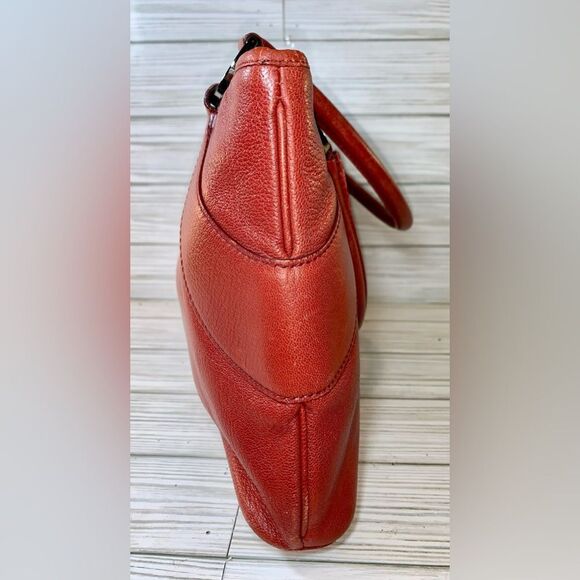 056-Gucci 113015 Vintage Iconic Early 2000’s Red Pebbled Leather Small Tote Bag - Picture 3 of 13